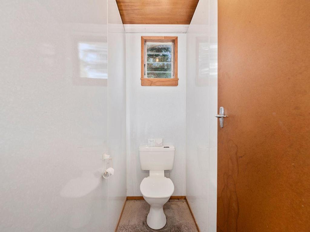 Lake Edge Cottage - Waitahanui Holiday Home ภายนอก รูปภาพ